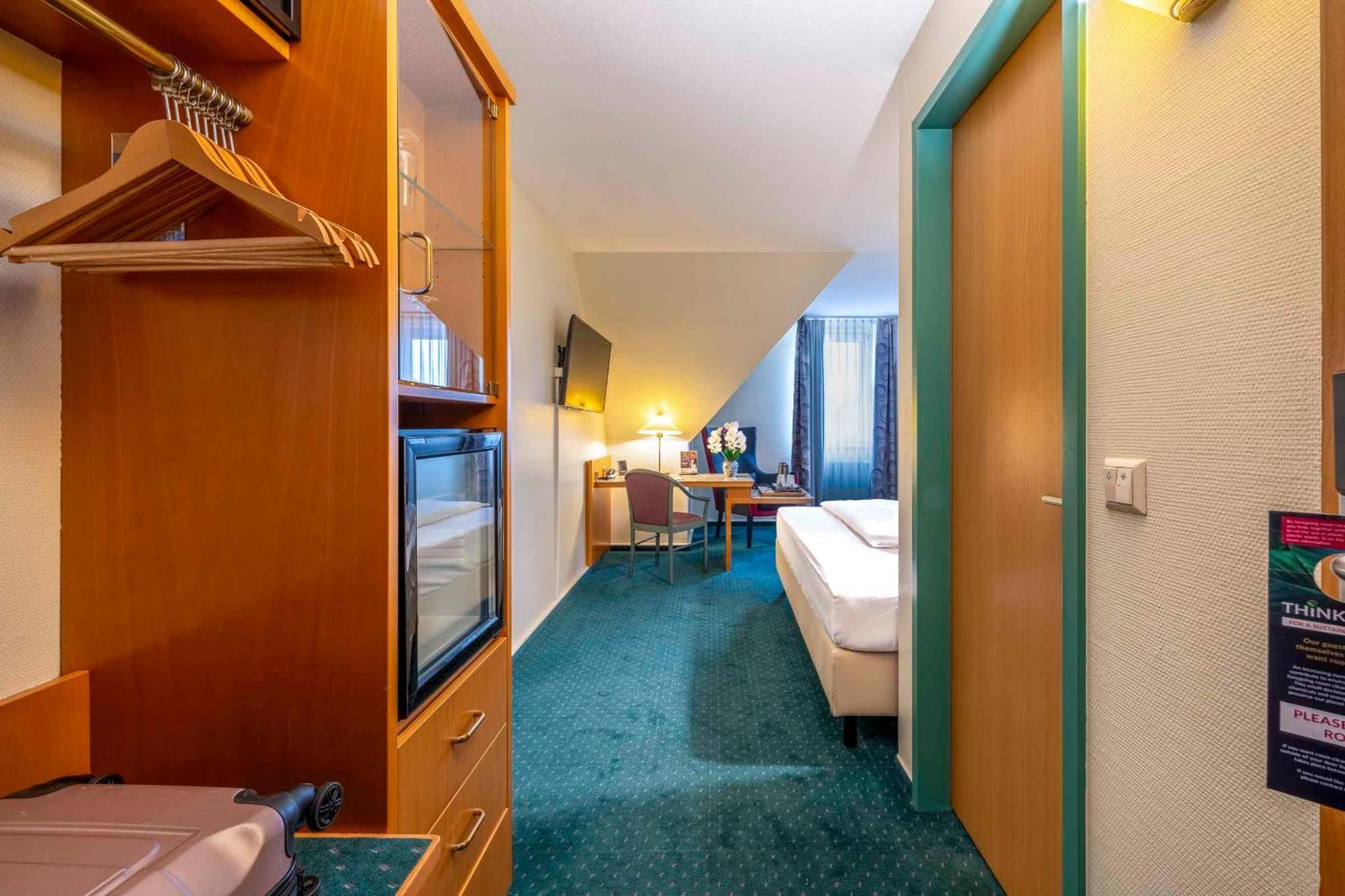 Plaza Inn Blankenburg Ditzingen, Sure Hotel Collection 外观 照片