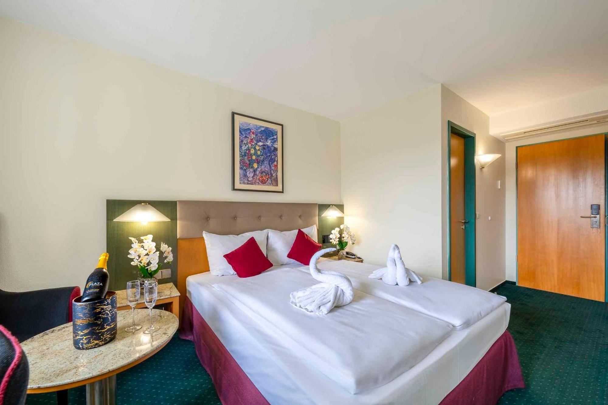 Plaza Inn Blankenburg Ditzingen, Sure Hotel Collection 外观 照片
