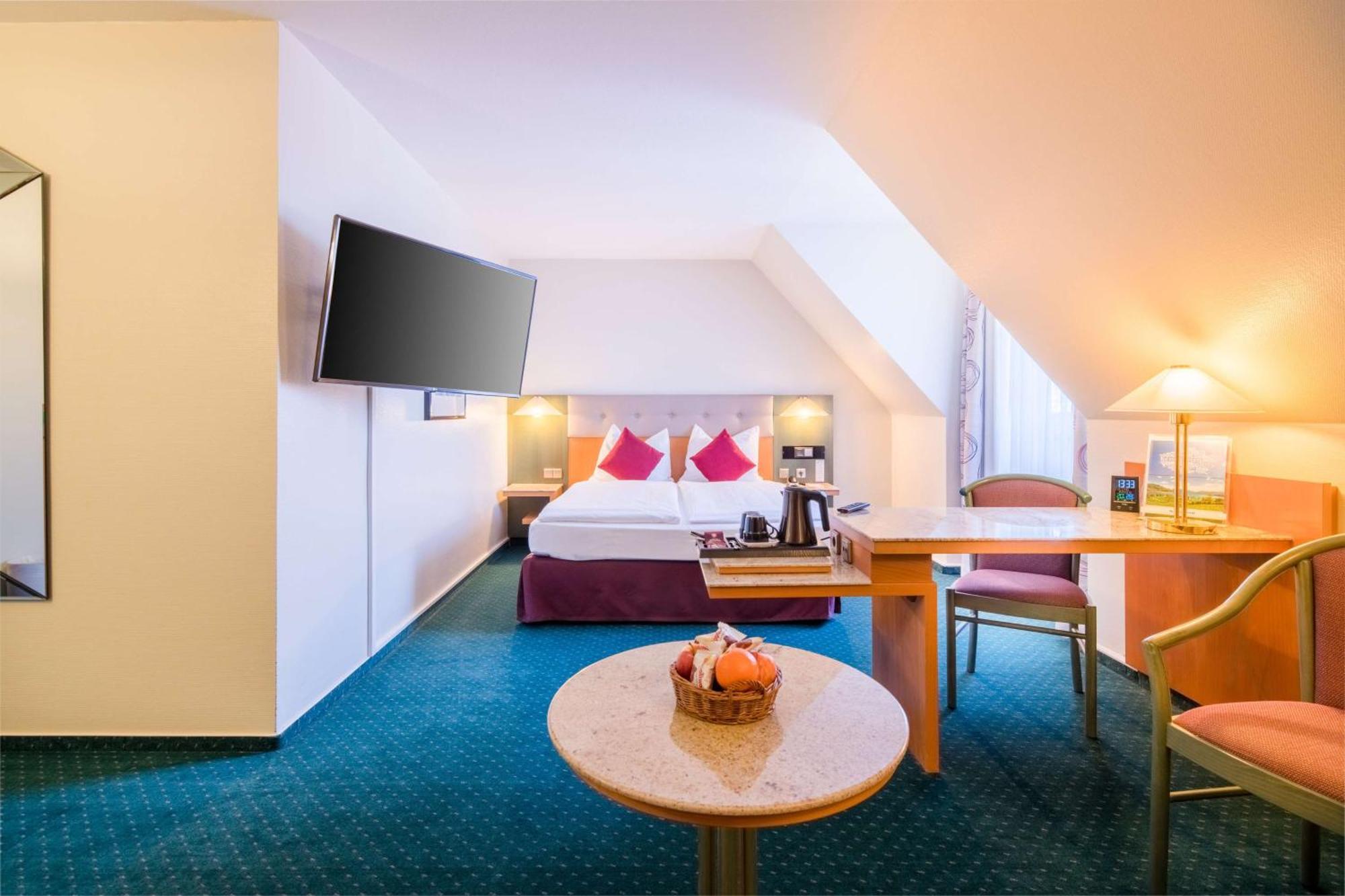 Plaza Inn Blankenburg Ditzingen, Sure Hotel Collection 外观 照片