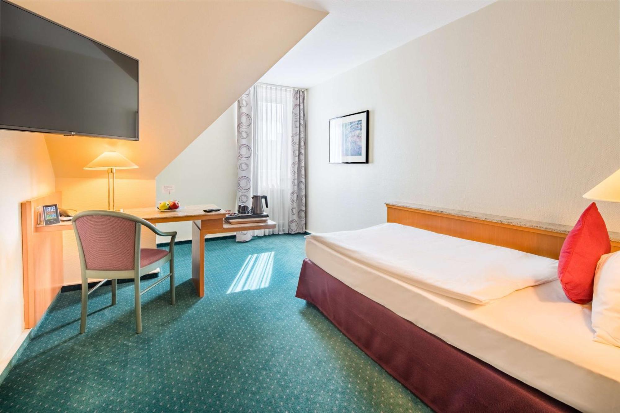 Plaza Inn Blankenburg Ditzingen, Sure Hotel Collection 外观 照片